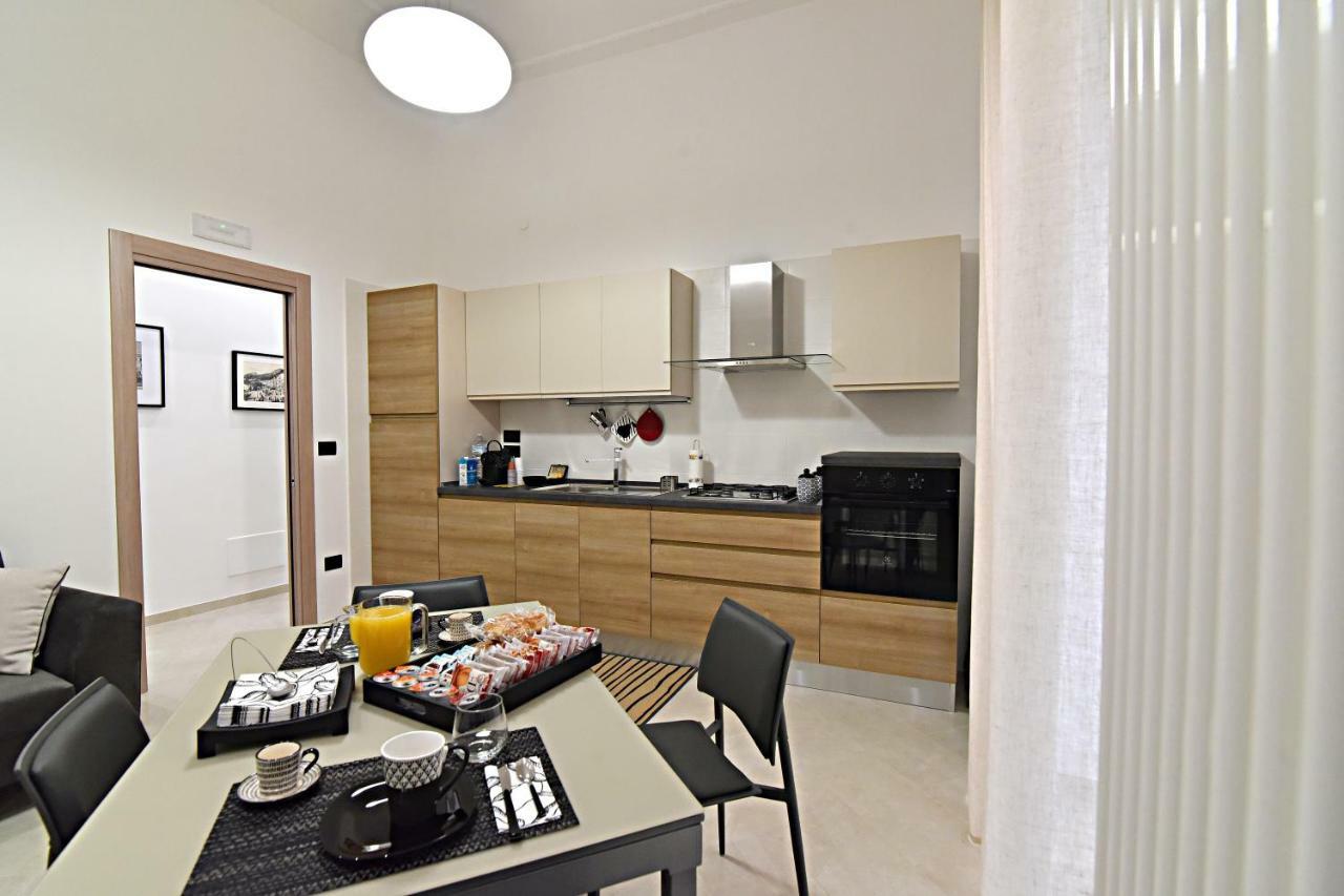 Gemini Suite Salerno Bagian luar foto