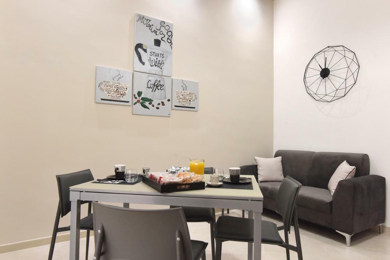 Gemini Suite Salerno Bagian luar foto
